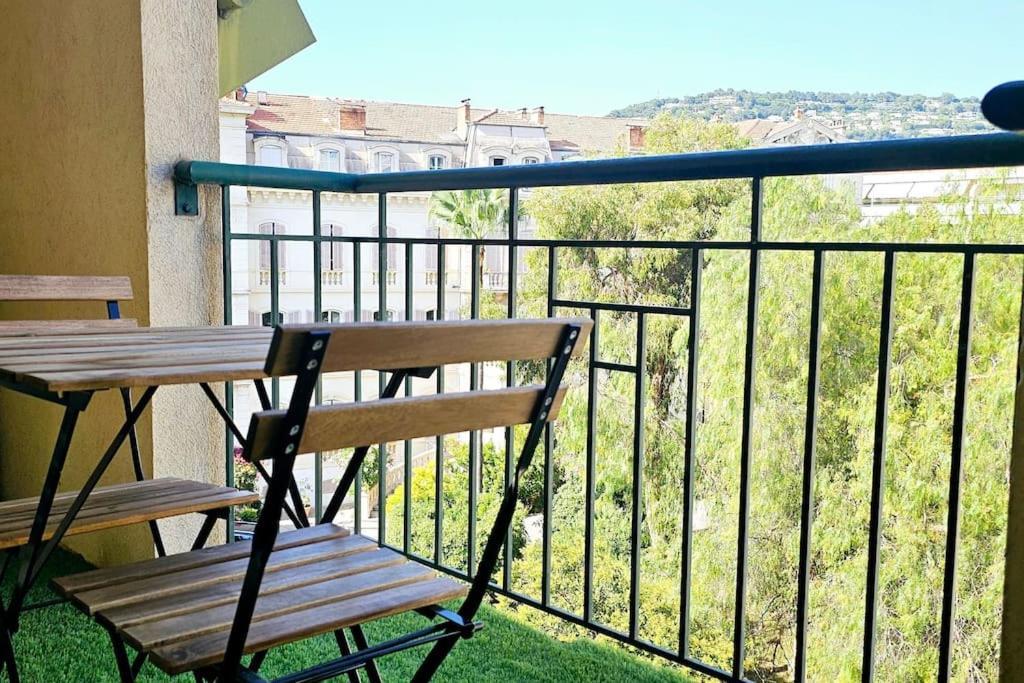 Appartement L'elegant 3p, 2ch, 2sdb, Clim, Wifi Gratuit, Parking Prive Cannes